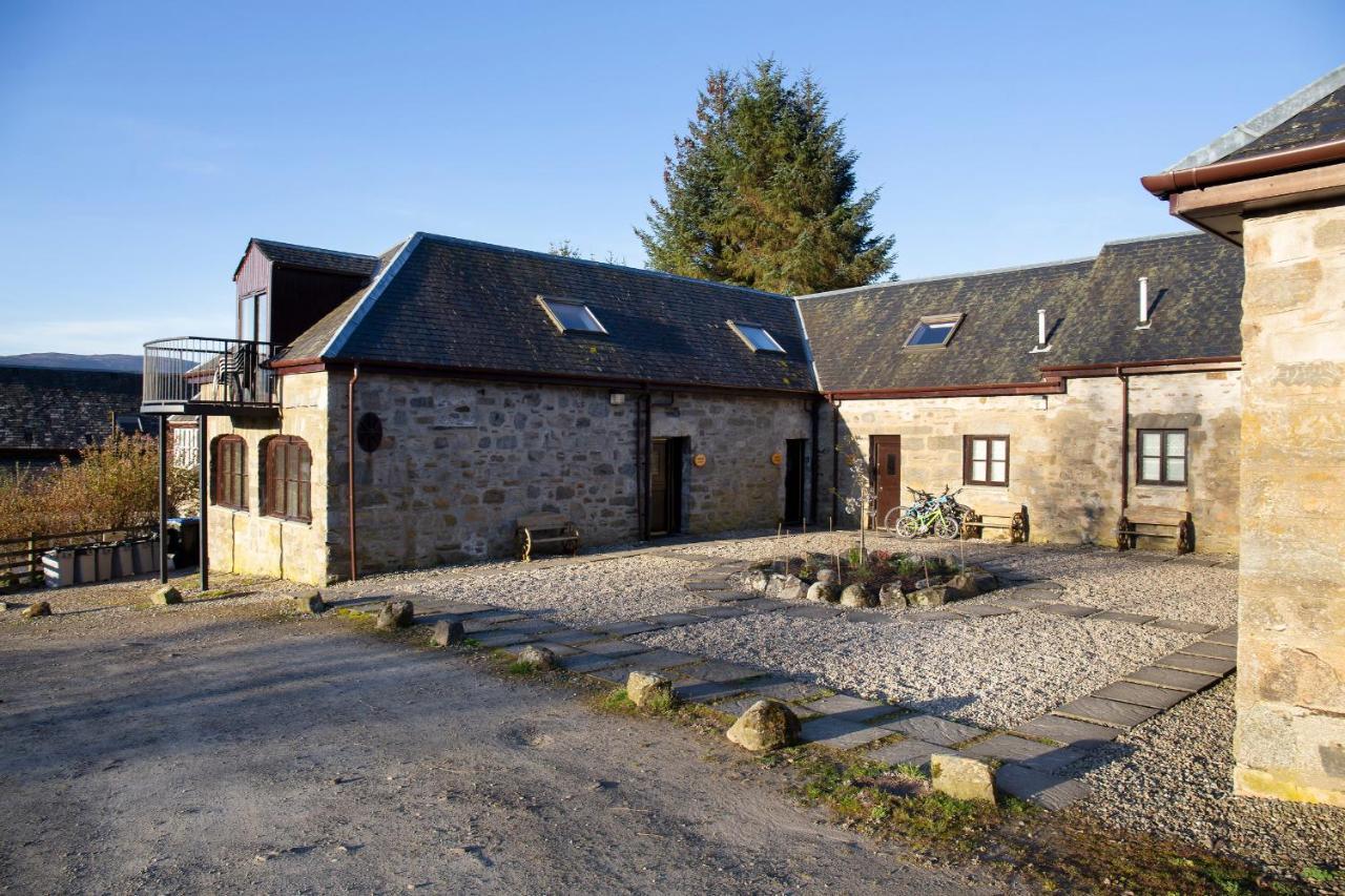 Wallace Pitlochry Extérieur photo